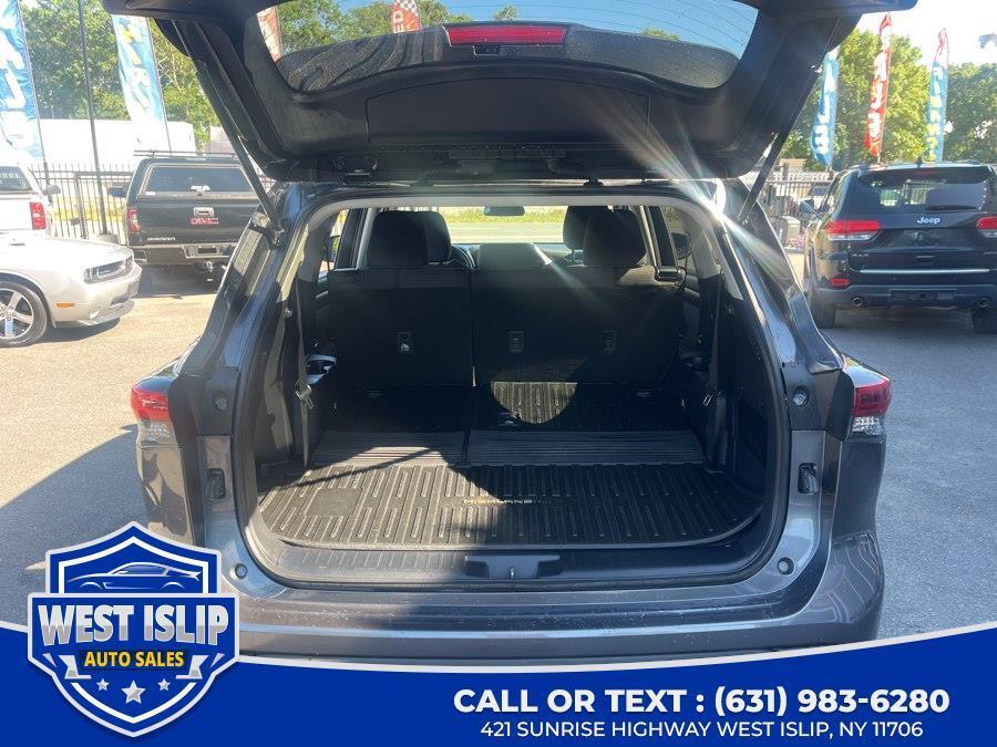 used 2021 Toyota Highlander car, priced at $18,777