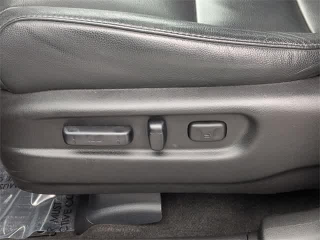 used 2020 Honda Pilot car, priced at $28,119