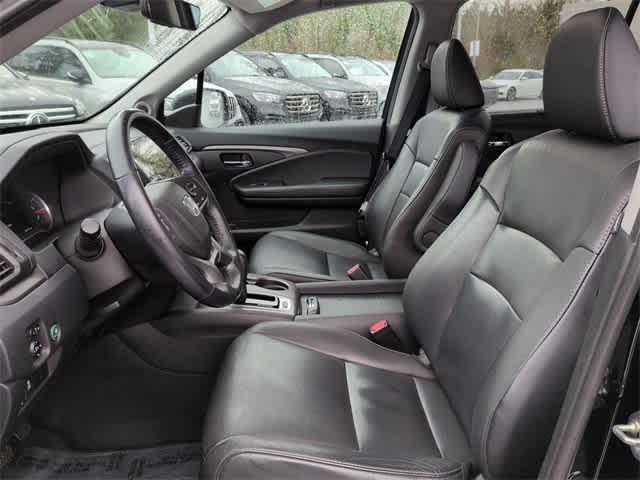 used 2020 Honda Pilot car, priced at $28,119