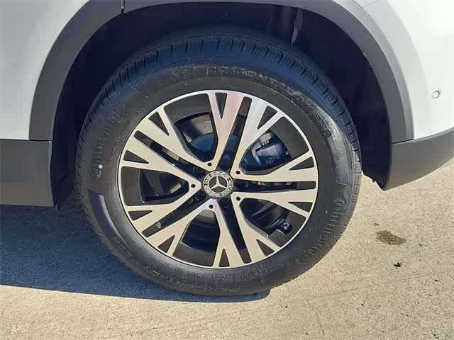 used 2025 Mercedes-Benz GLA 250 car, priced at $40,888