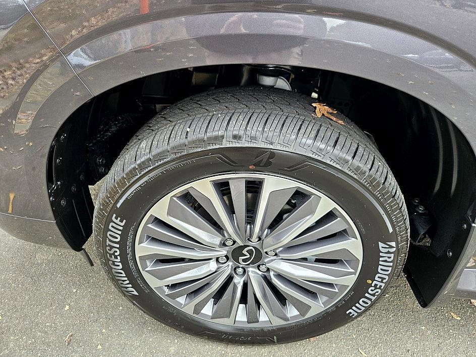 new 2026 INFINITI QX80 car, priced at $88,275