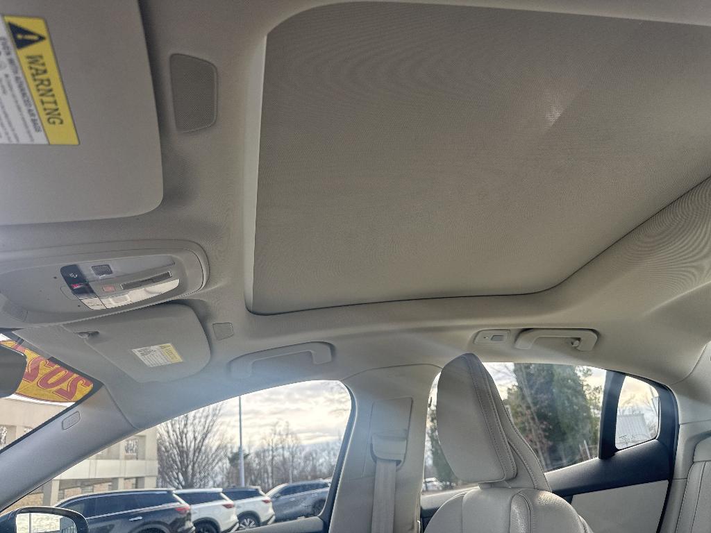 used 2024 Volvo S60 car, priced at $23,977