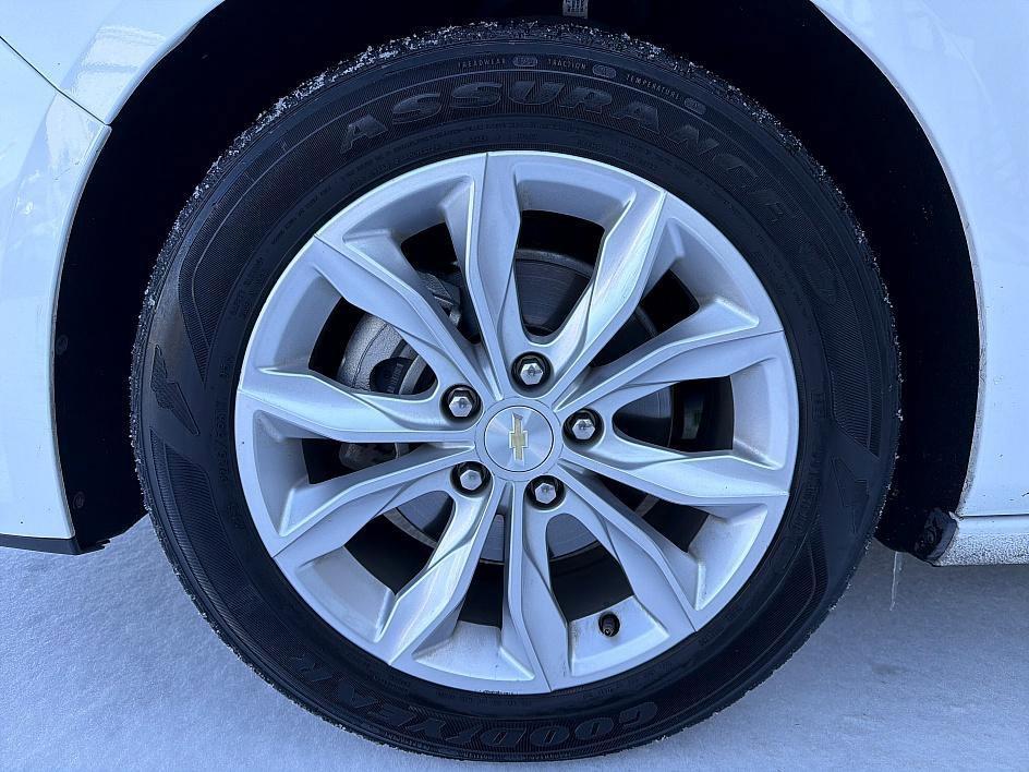 used 2023 Chevrolet Malibu car, priced at $16,997