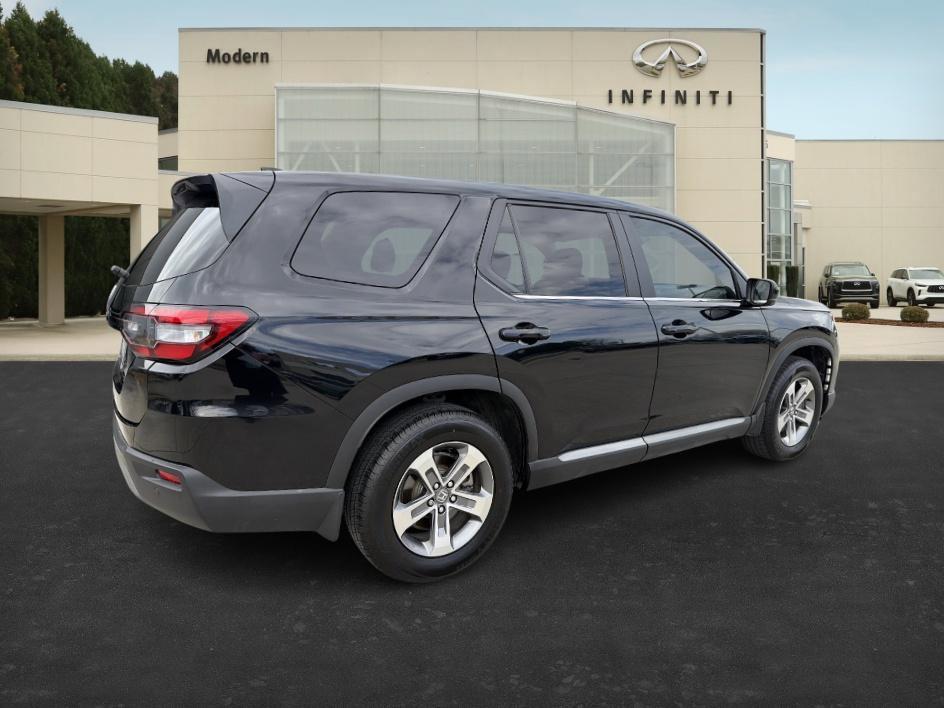 used 2023 Honda Pilot car, priced at $35,999