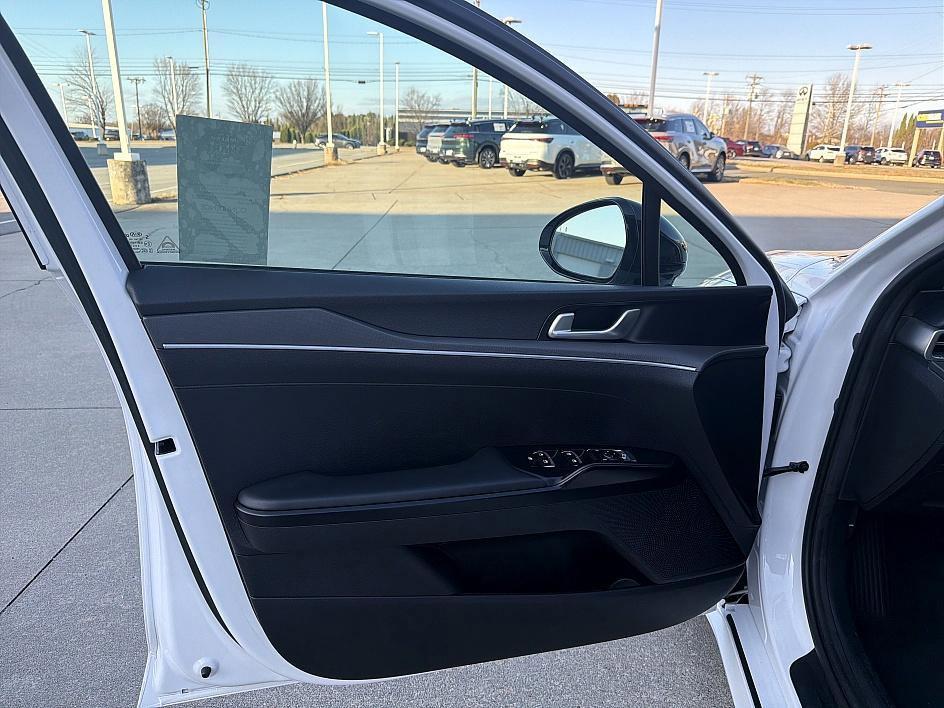 used 2021 Kia K5 car, priced at $23,999