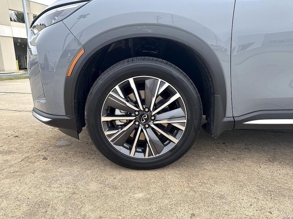 new 2026 INFINITI QX60 car, priced at $56,080