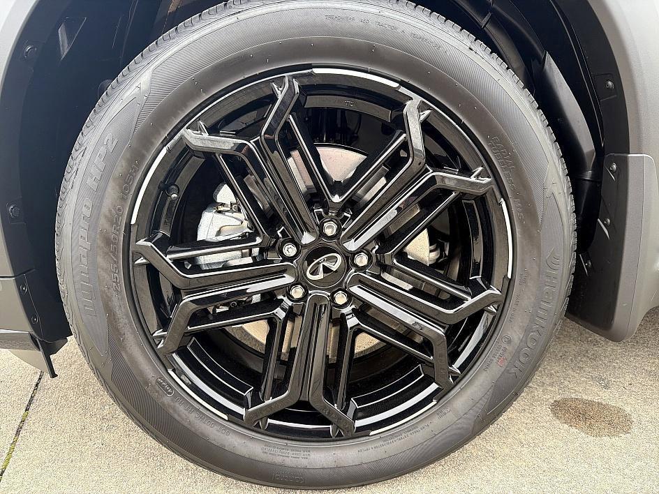 new 2026 INFINITI QX60 car, priced at $57,560