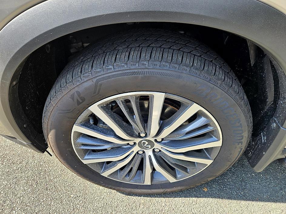 2025 Warm Titn INFINITI QX60