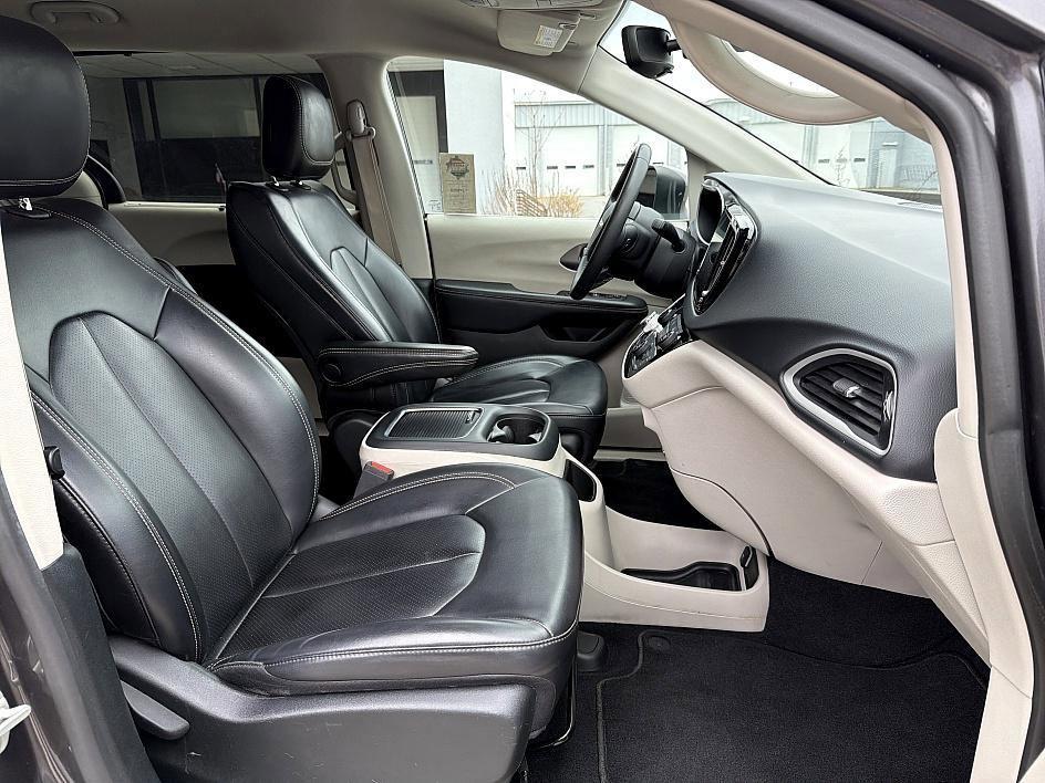 used 2023 Chrysler Pacifica car, priced at $21,499