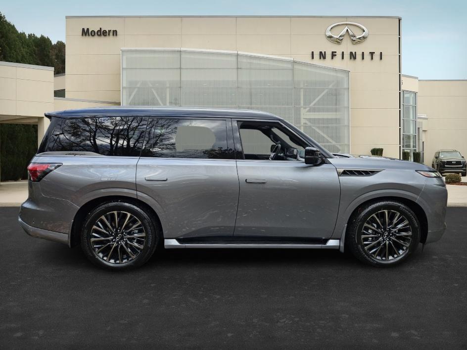 new 2026 INFINITI QX80 car, priced at $106,750