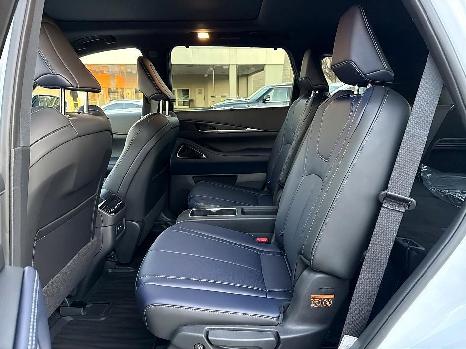 new 2026 INFINITI QX60 car, priced at $58,765