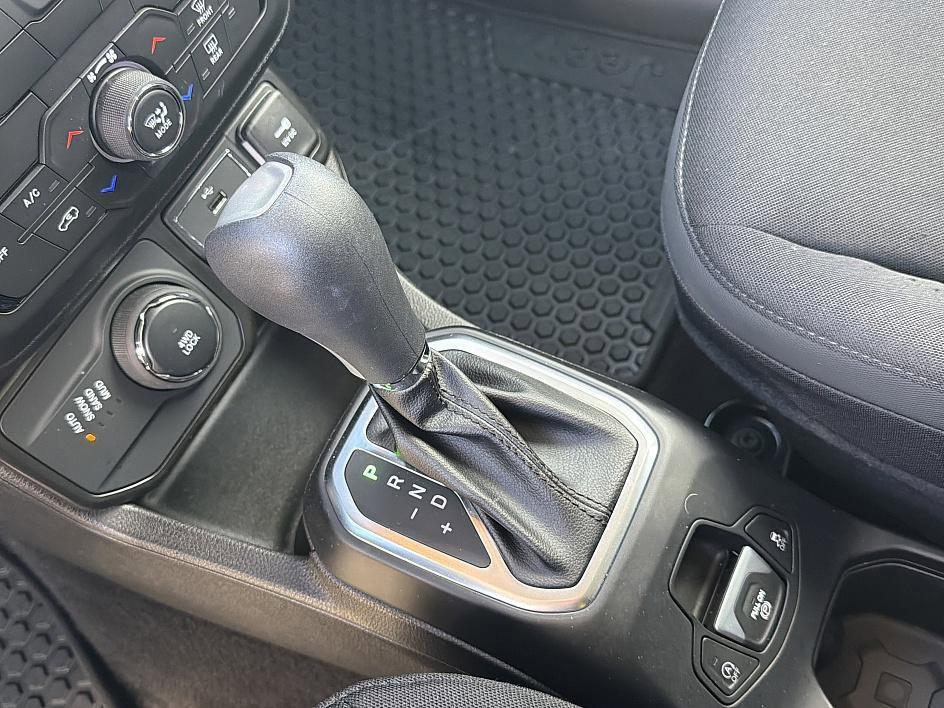 used 2023 Jeep Renegade car, priced at $19,483