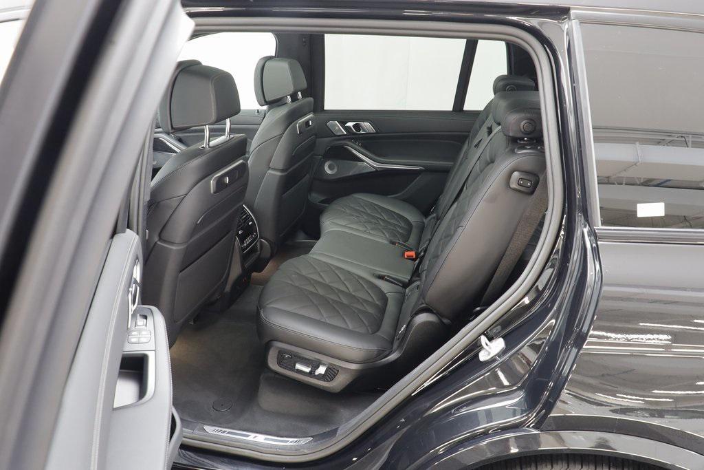 new 2026 BMW X7 car, priced at $102,900