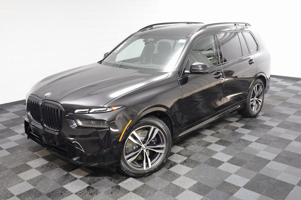 new 2026 BMW X7 car, priced at $102,900