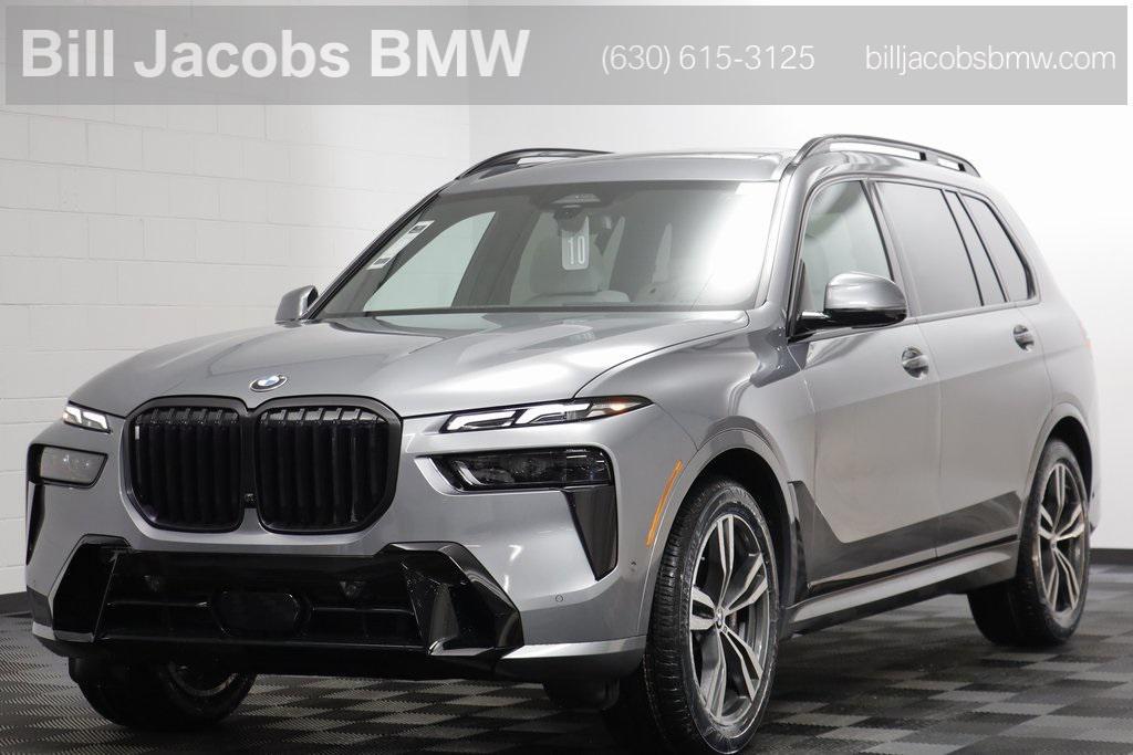 new 2026 BMW X7 car, priced at $100,135