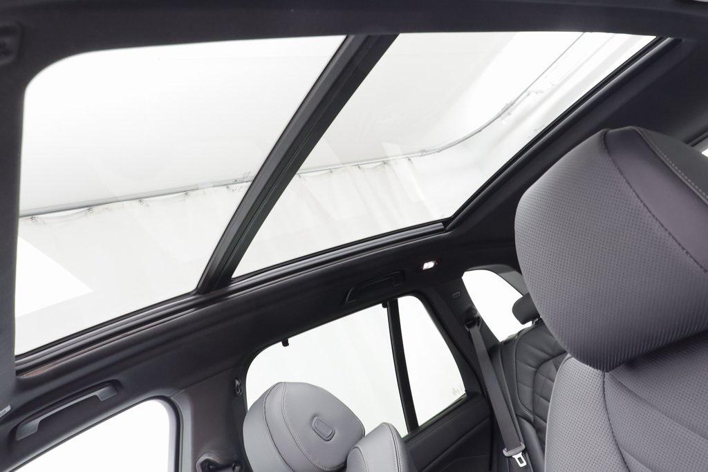 new 2026 BMW X5 car, priced at $79,625