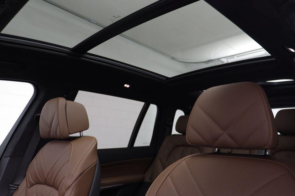 new 2026 BMW X7 car, priced at $97,160