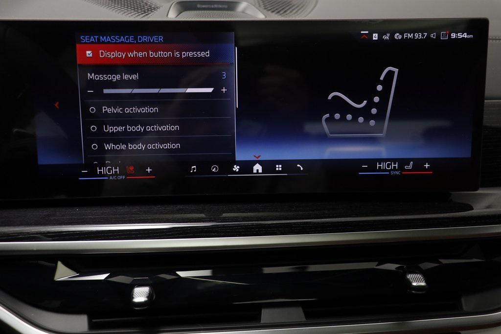 new 2026 BMW X7 car, priced at $125,735