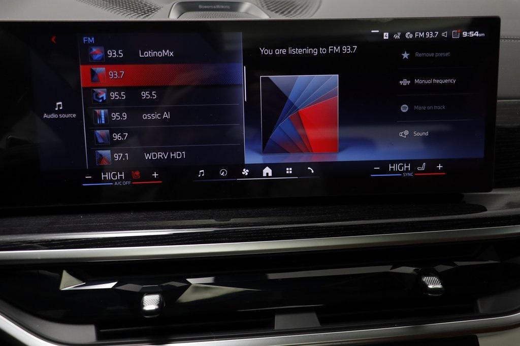 new 2026 BMW X7 car, priced at $125,735