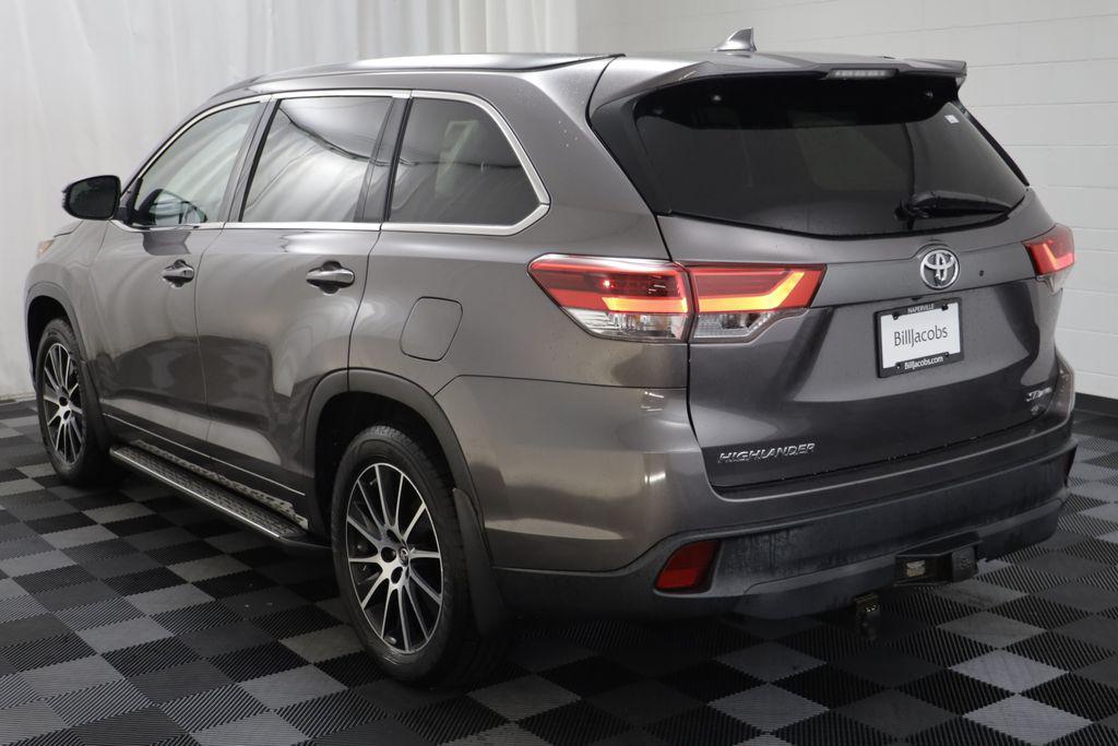 used 2017 Toyota Highlander car, priced at $17,977