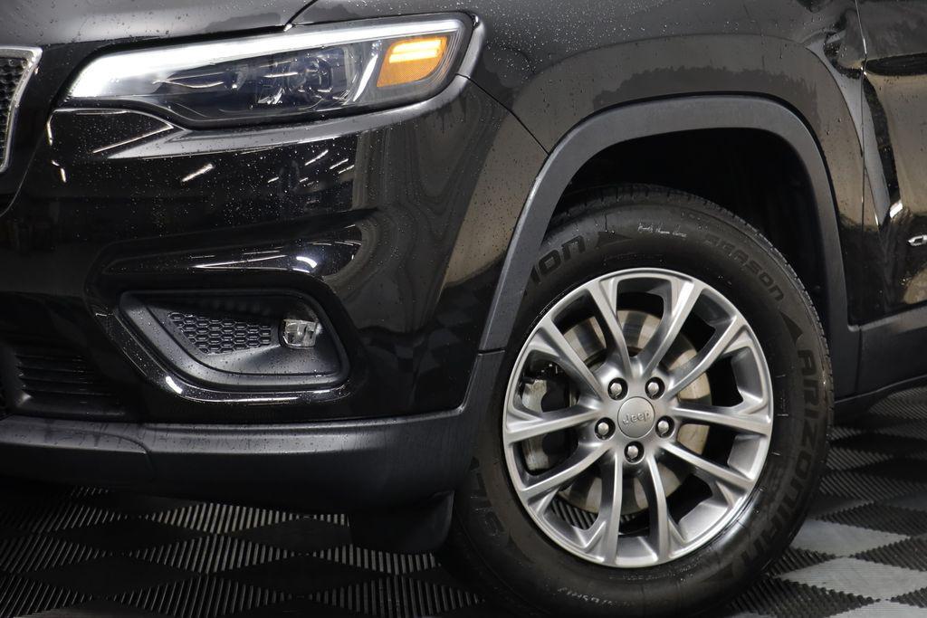 used 2019 Jeep Cherokee car, priced at $16,977