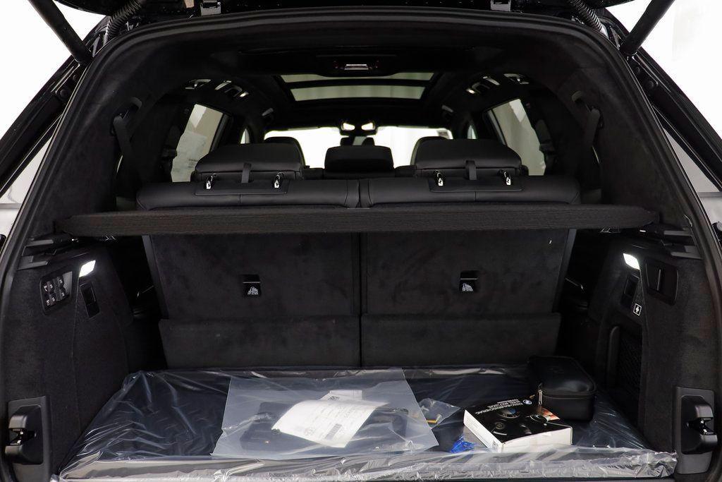 new 2026 BMW X7 car, priced at $103,660