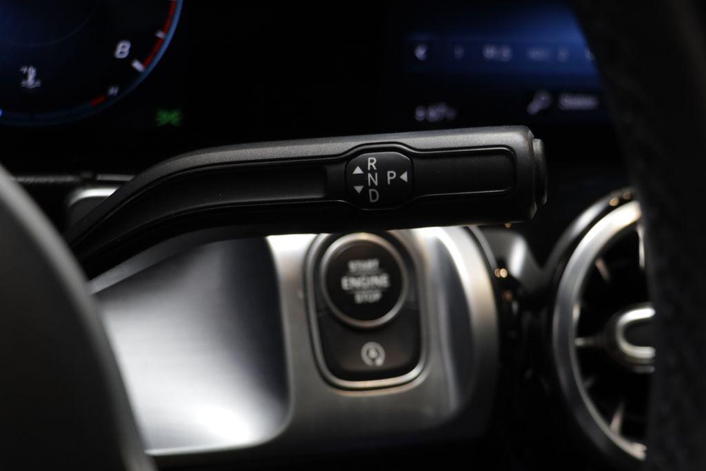 used 2021 Mercedes-Benz GLB 250 car, priced at $21,790