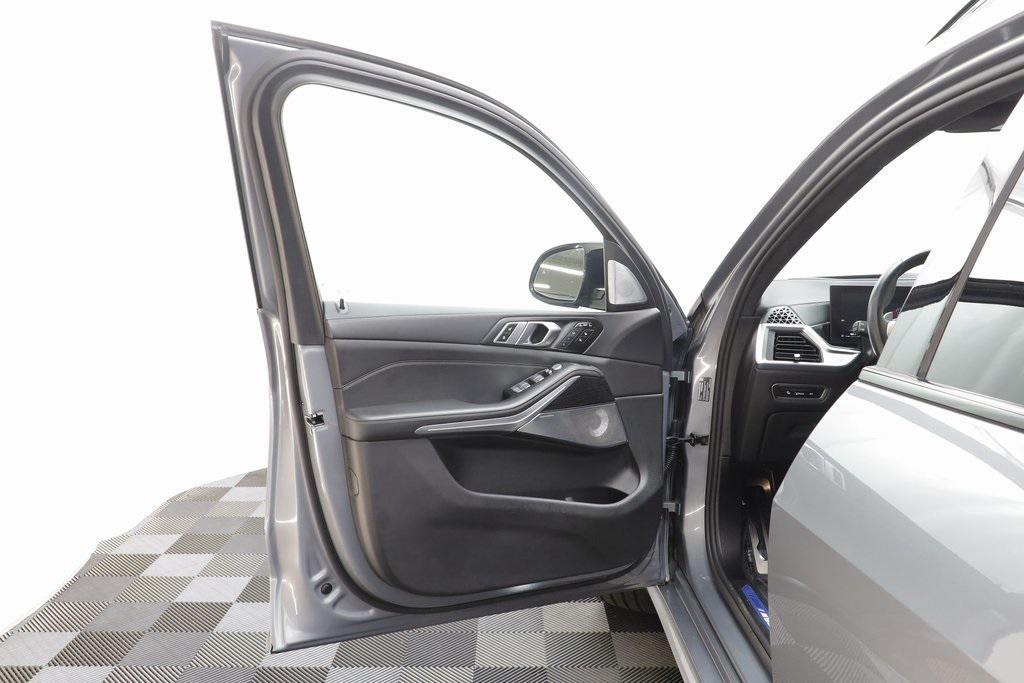 used 2025 BMW X7 car, priced at $90,577
