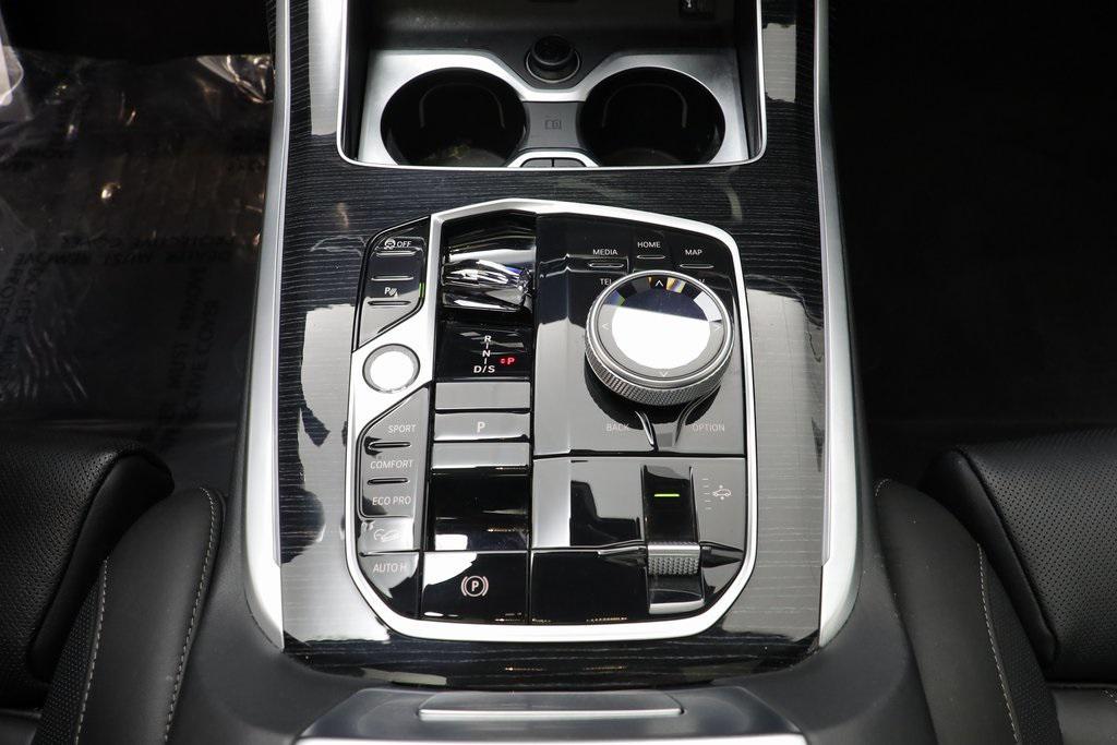 used 2025 BMW X7 car, priced at $90,577