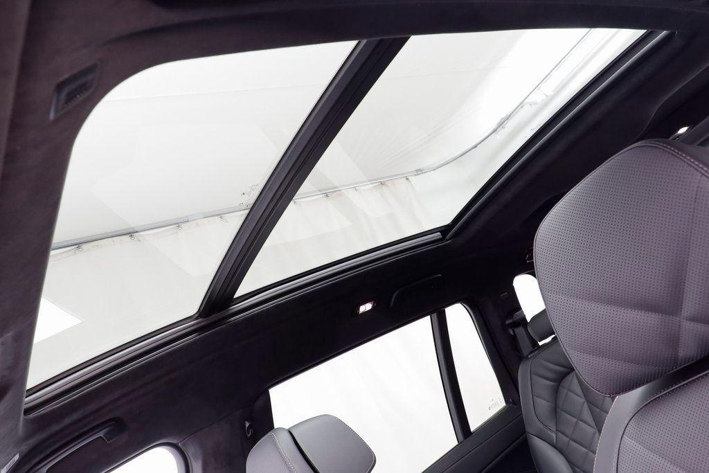 new 2026 BMW X7 car, priced at $97,110