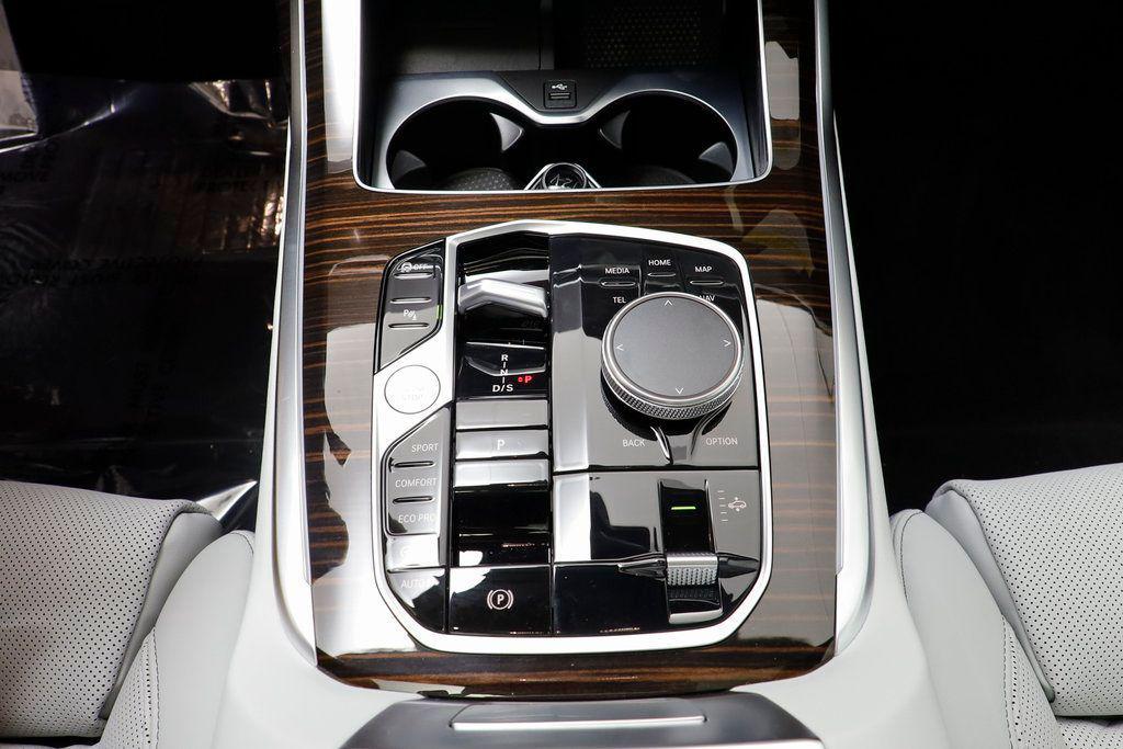 new 2026 BMW X7 car, priced at $96,985