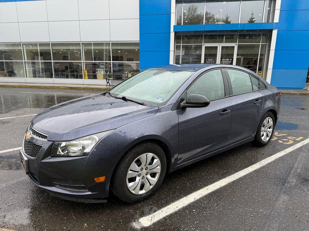 used 2013 Chevrolet Cruze car, priced at $8,700