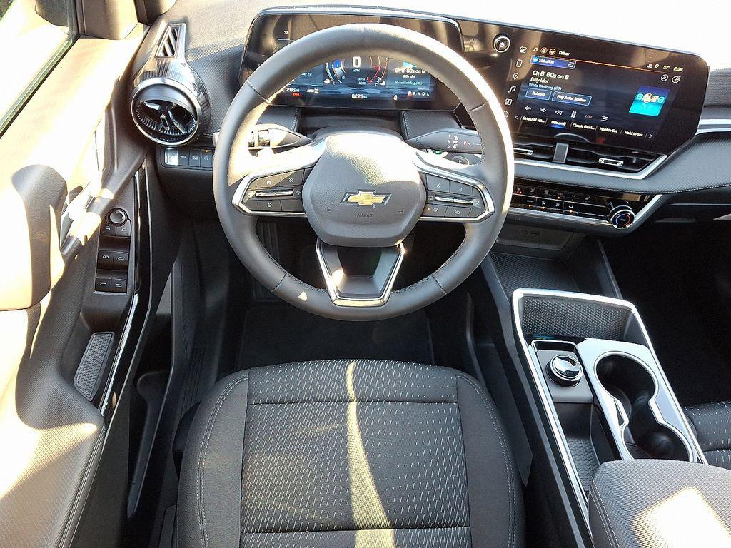 used 2026 Chevrolet Equinox car, priced at $31,330