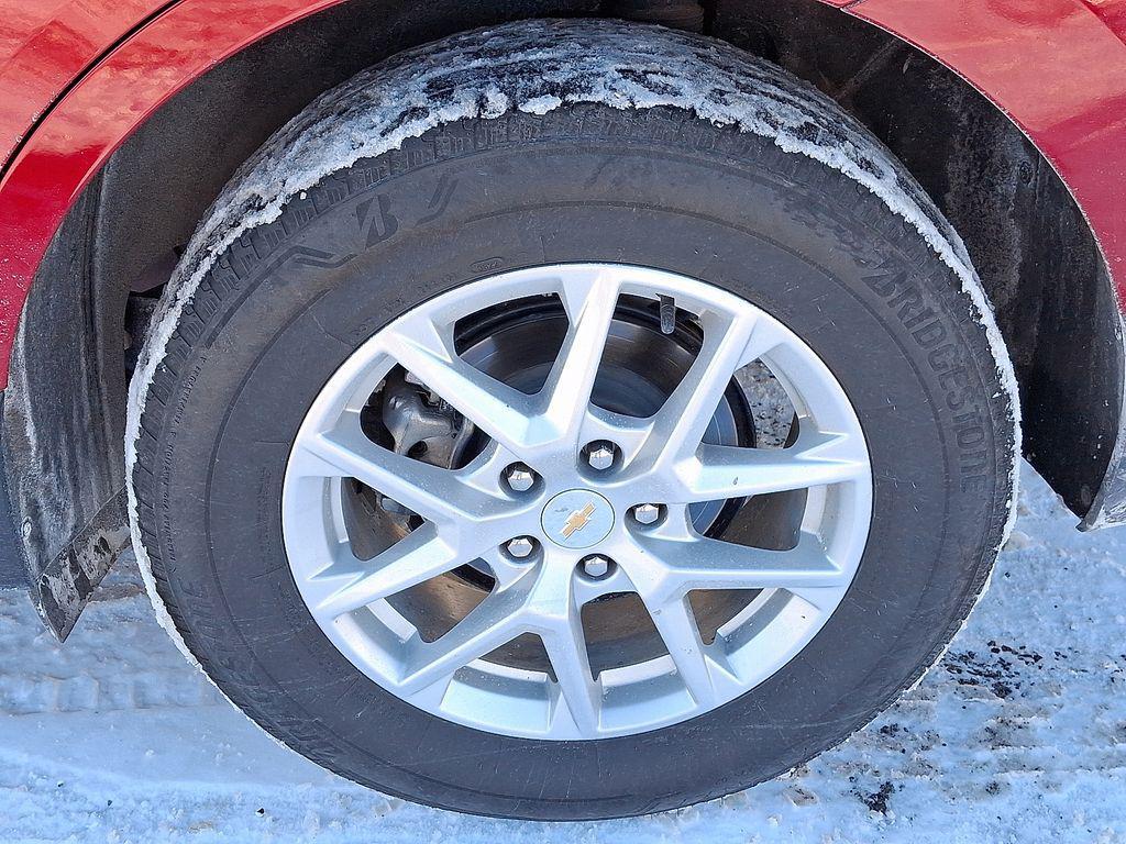 used 2023 Chevrolet Equinox car, priced at $20,292