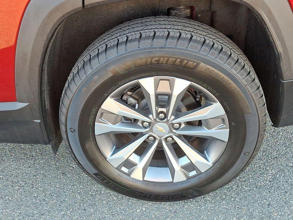 used 2026 Chevrolet Equinox car, priced at $32,183