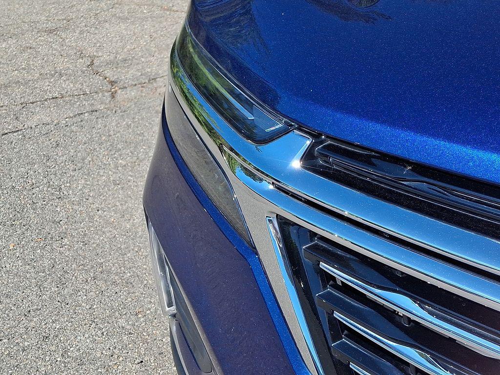 used 2023 Chevrolet Equinox car, priced at $25,167