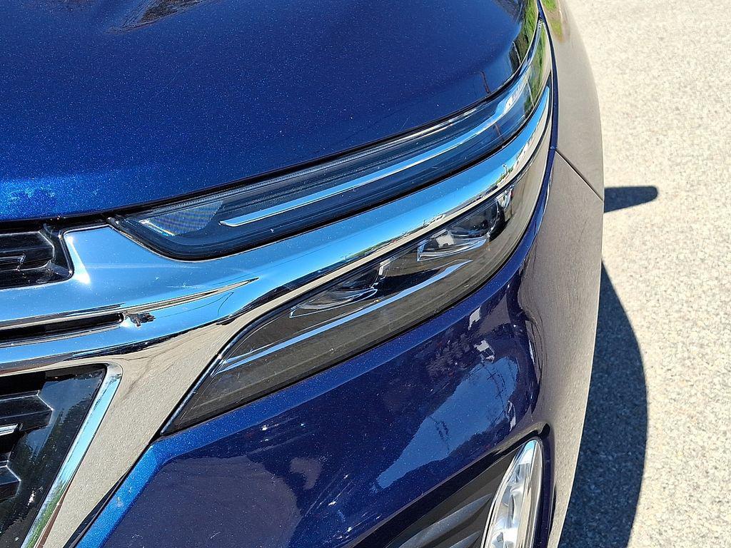 used 2023 Chevrolet Equinox car, priced at $25,167