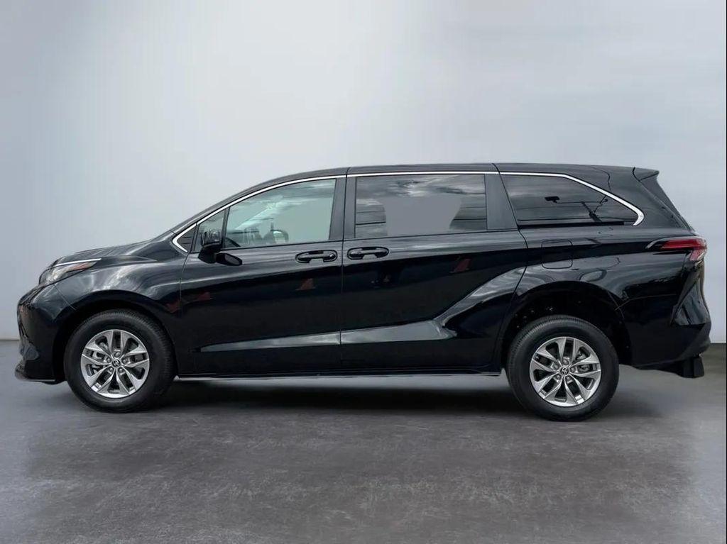 used 2022 Toyota Sienna car, priced at $57,994