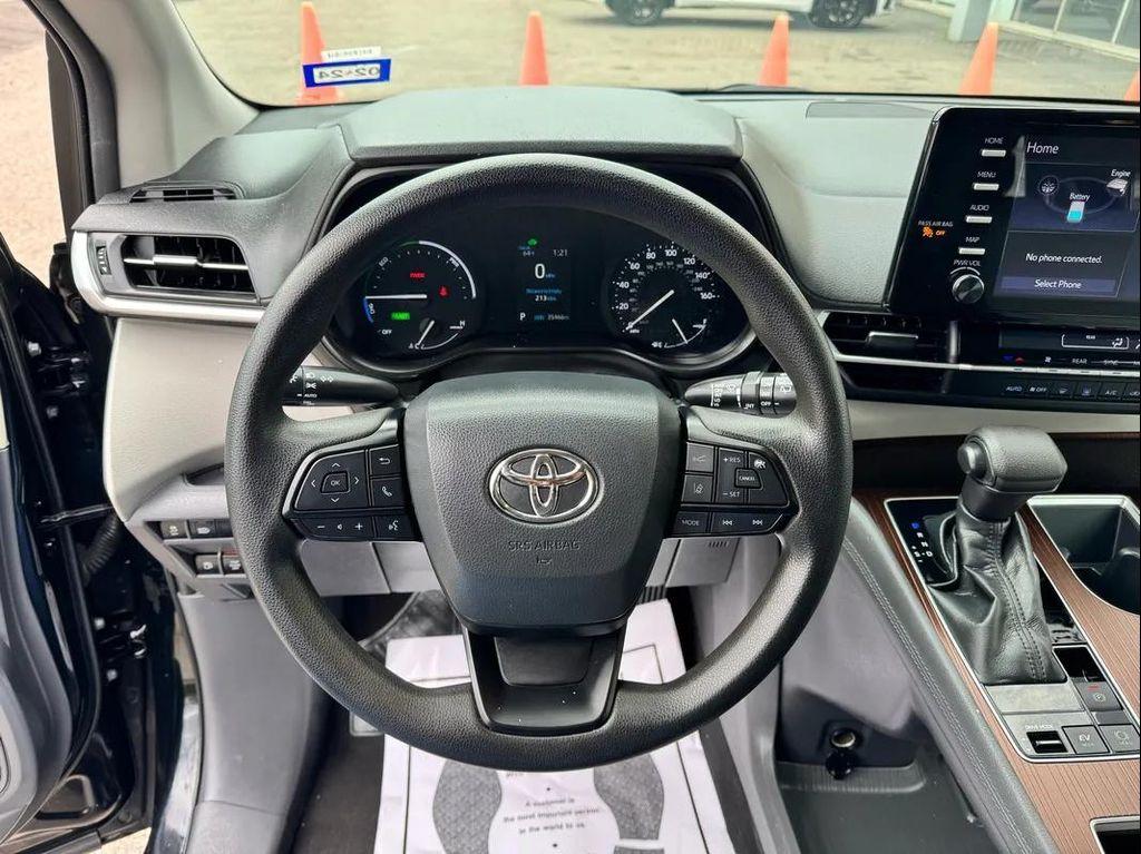 used 2022 Toyota Sienna car, priced at $57,994