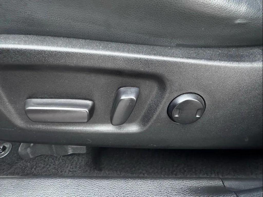 used 2019 Toyota Highlander car, priced at $24,994