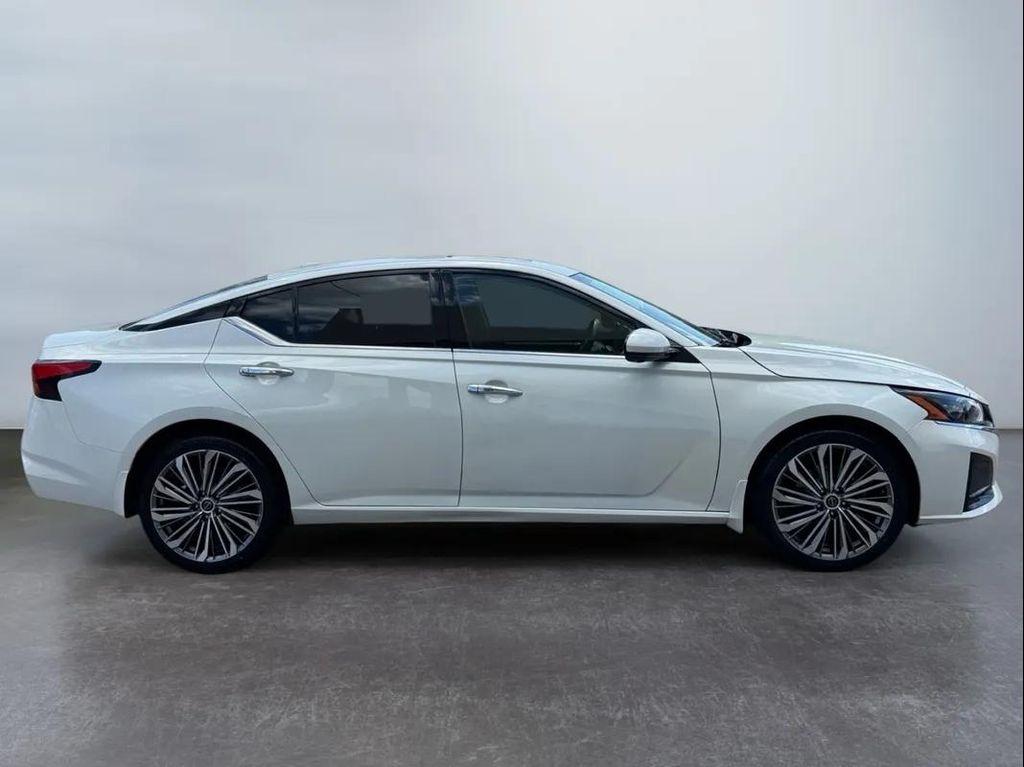 used 2023 Nissan Altima car, priced at $22,494
