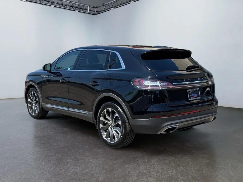used 2021 Lincoln Nautilus car, priced at $21,994