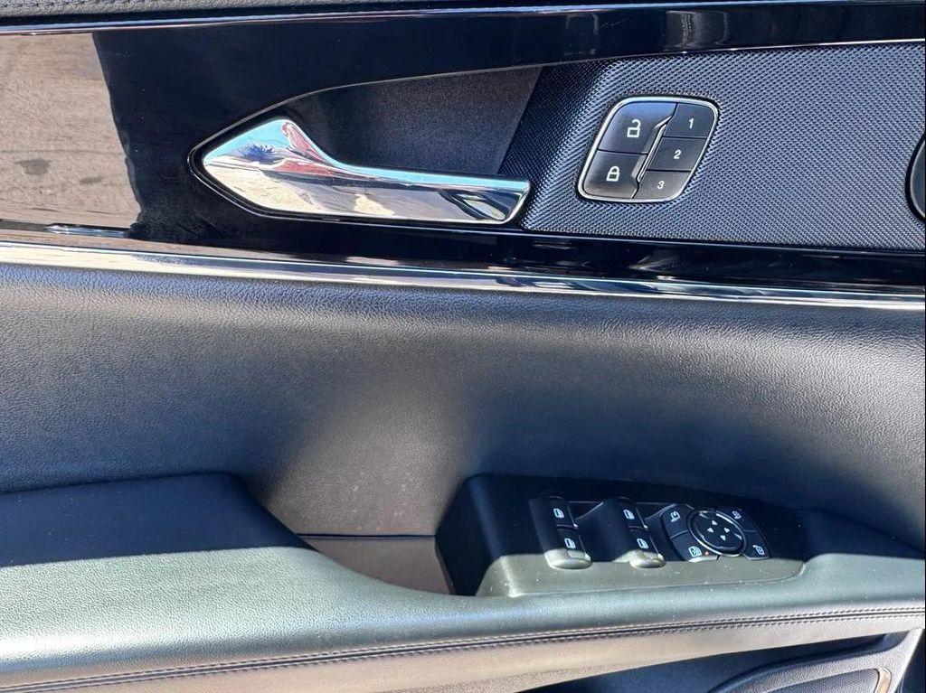used 2021 Lincoln Nautilus car, priced at $21,994