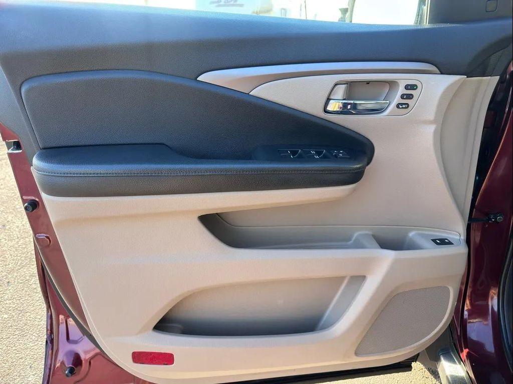 used 2020 Honda Pilot car, priced at $21,994