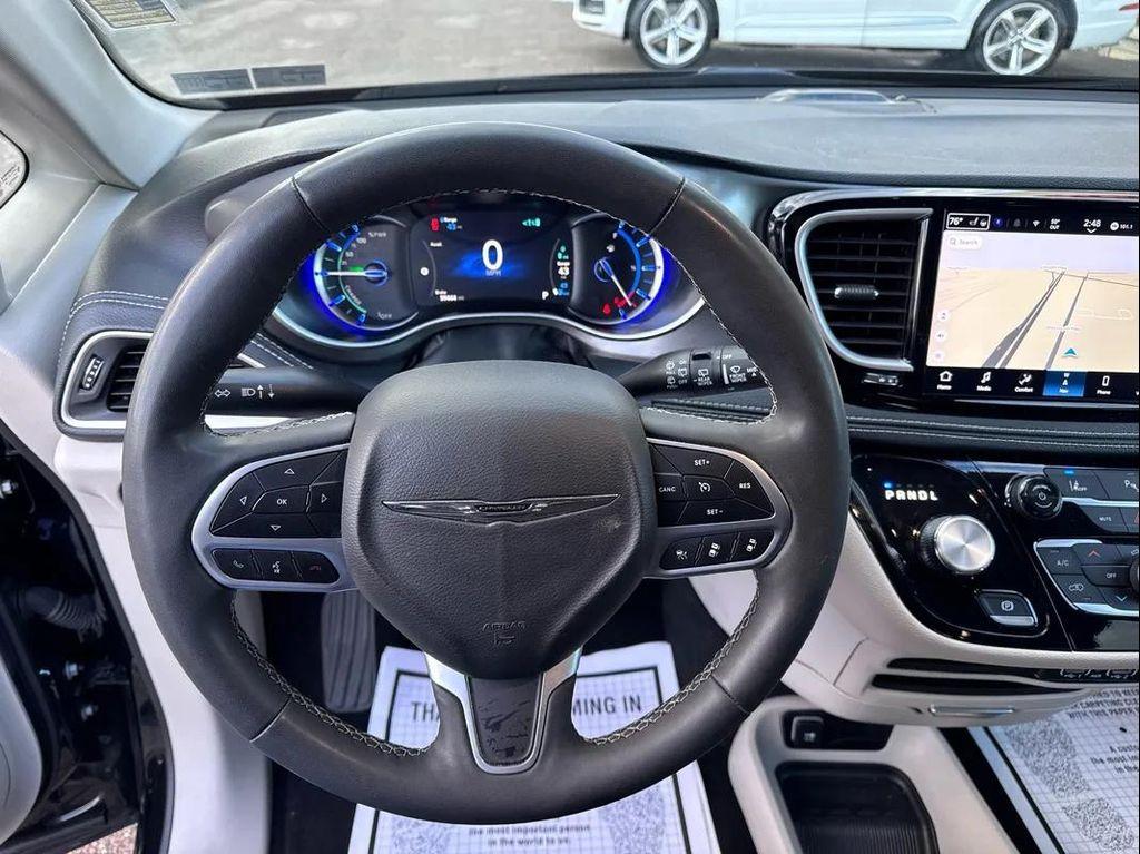 used 2024 Chrysler Pacifica Hybrid car, priced at $25,994