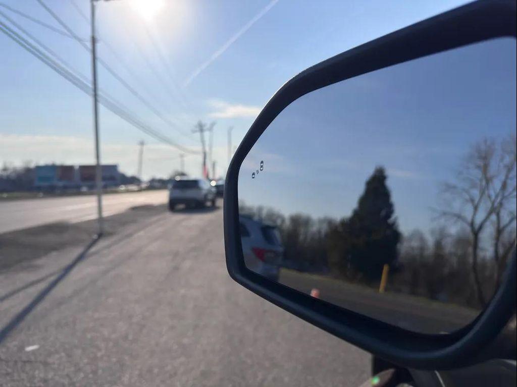 used 2023 Ford Explorer car, priced at $25,994