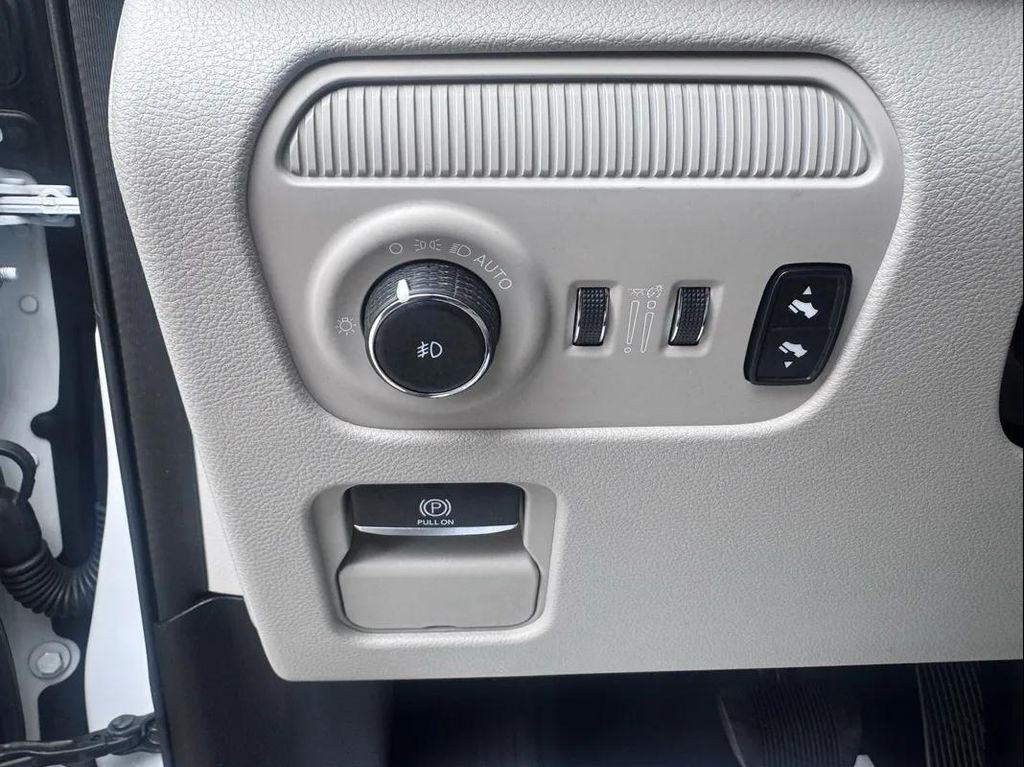 used 2022 Jeep Wagoneer car, priced at $32,994