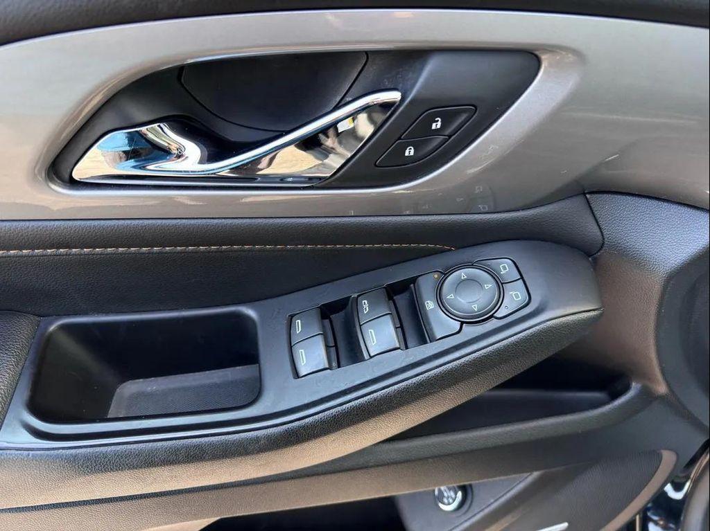 used 2019 Chevrolet Traverse car, priced at $15,994