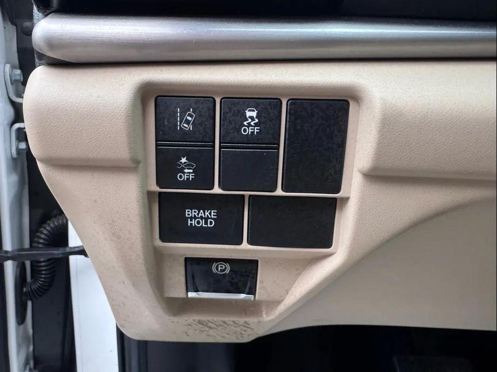 used 2020 Acura RDX car, priced at $23,994