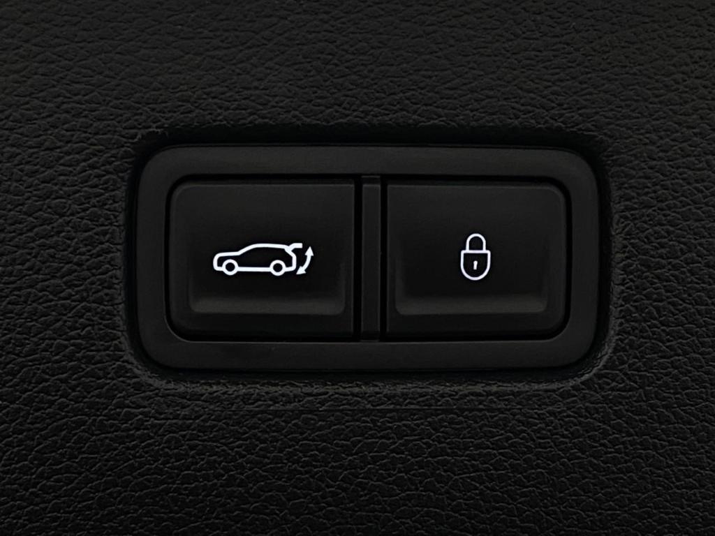 used 2025 Genesis GV80 car, priced at $46,102